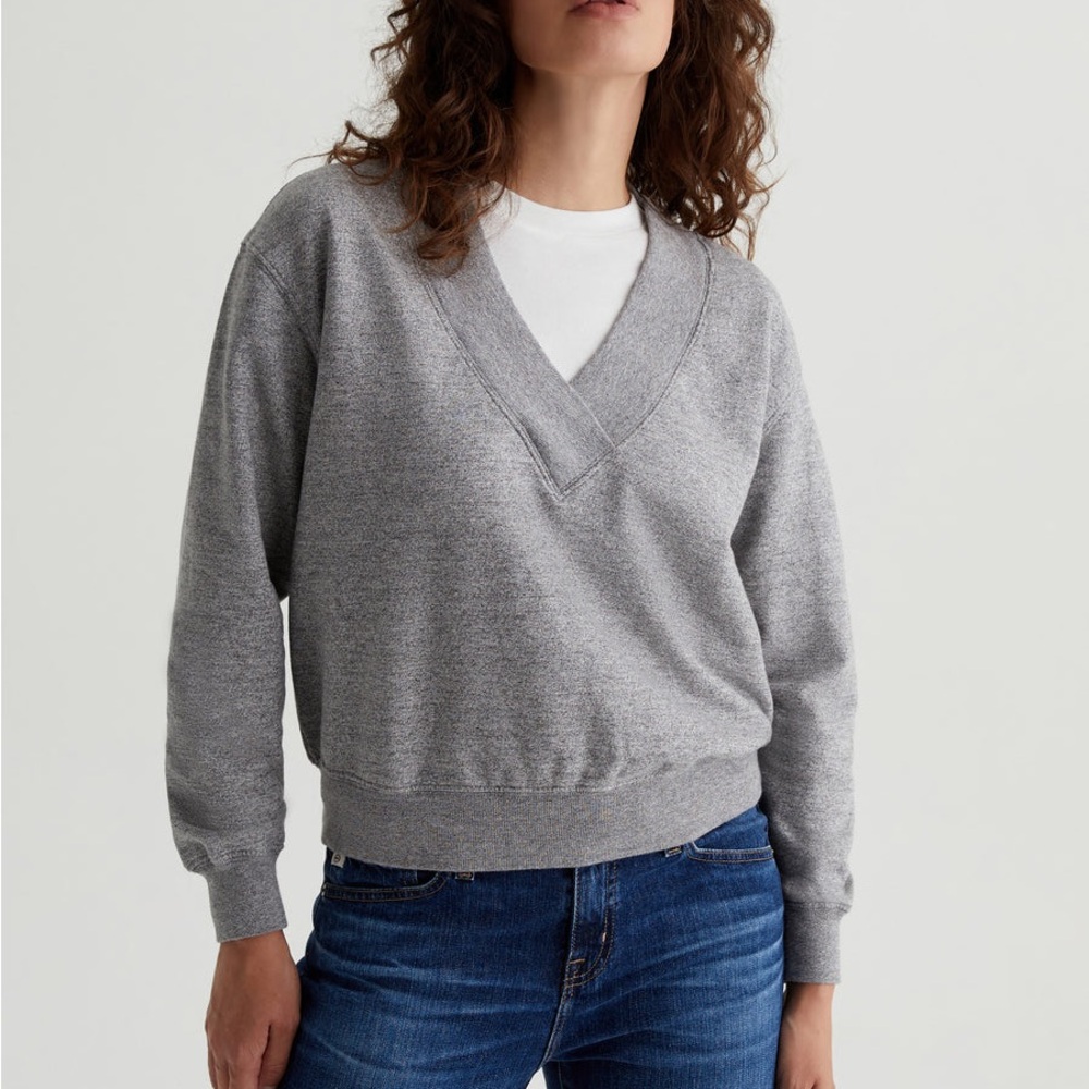 AG Nova Vee RELAXED VEE NECK SWEATSHIRT in Heather Gray
